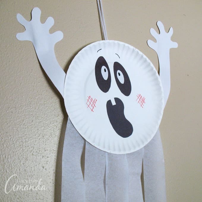 Paper plate ghost