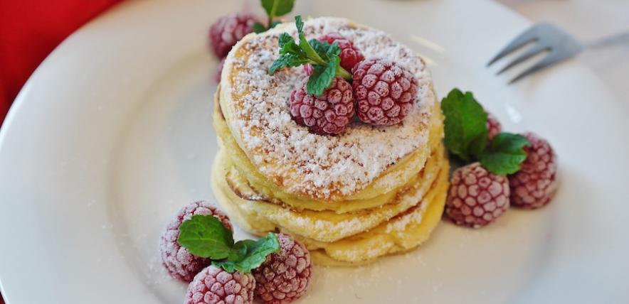 Pancakes with raspberries